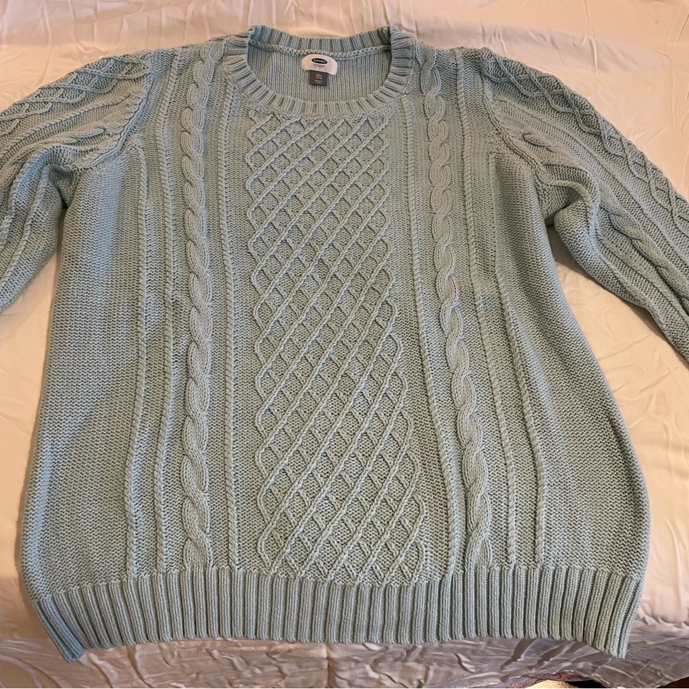 Light blue XXL cable knit sweater from Old Navy
